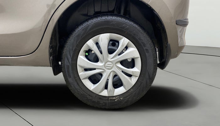 2022 Maruti Swift VXI, Petrol, Manual, 33,975 km, Left Rear Wheel