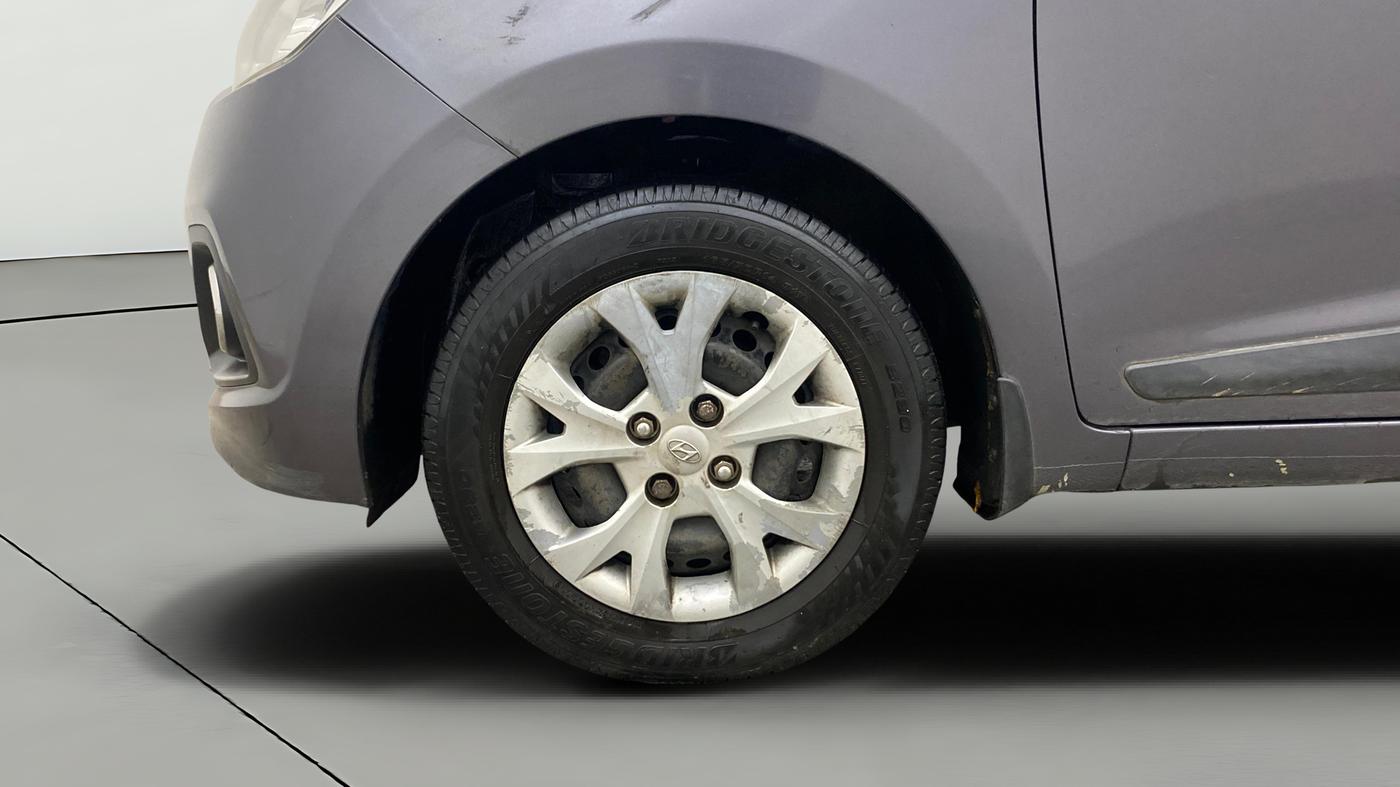 2016 Hyundai Grand i10 SPORTZ 1.2 KAPPA VTVT, Petrol, Manual, 65,236 km, Left Front Wheel
