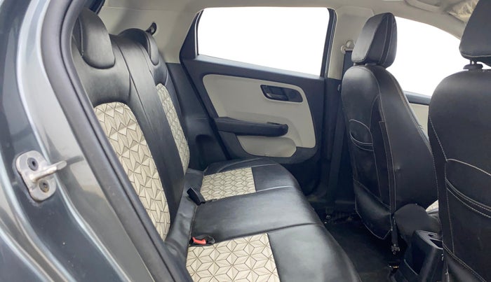 2021 Tata ALTROZ XT PETROL, Petrol, Manual, 43,932 km, Right Side Rear Door Cabin