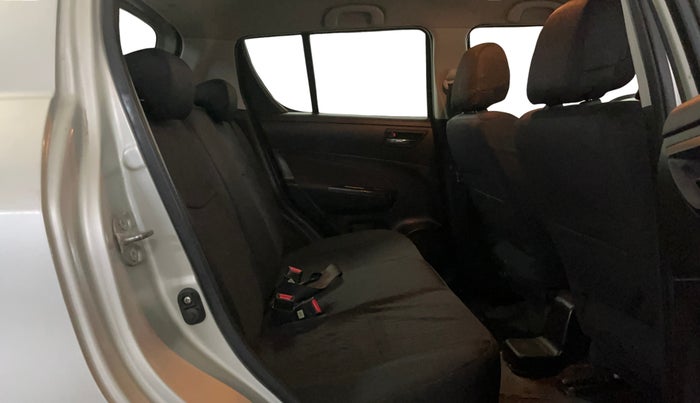 2016 Maruti Swift VXI, Petrol, Manual, 39,629 km, Right Side Rear Door Cabin