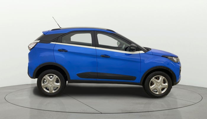 2020 Tata NEXON XMA SUNROOF DIESEL, Diesel, Automatic, 77,055 km, Right Side View