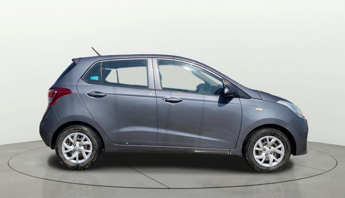 2017 Hyundai Grand i10 SPORTZ 1.2 KAPPA VTVT, Petrol, Manual, 69,687 km, Right Side View