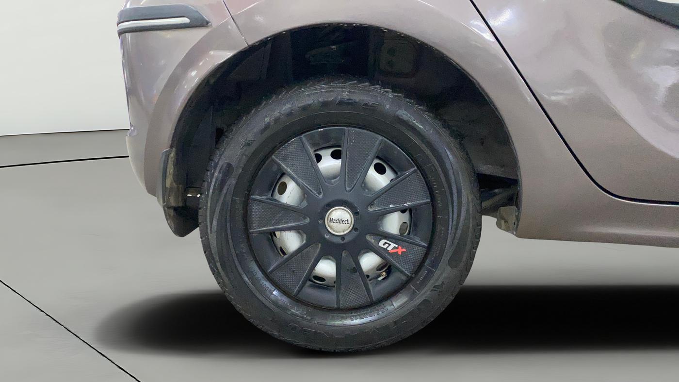 2019 Tata Tiago XE PETROL, Petrol, Manual, 50,945 km, Right Rear Wheel
