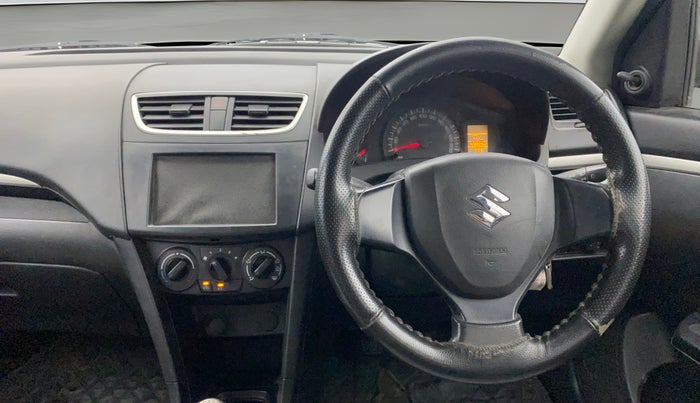 2017 Maruti Swift LXI (O), CNG, Manual, 1,08,799 km, Steering Wheel Close Up