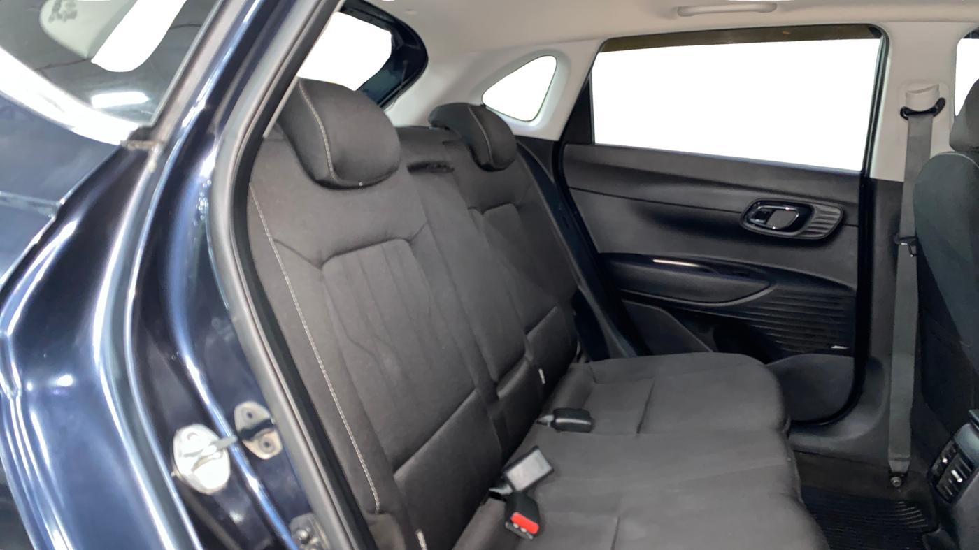 2021 Hyundai NEW I20 ASTA (O) 1.2 MT, Petrol, Manual, 21,448 km, Right Side Rear Door Cabin