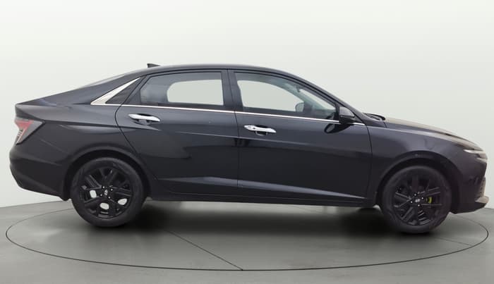 2023 Hyundai Verna SX(O) 1.5 MPI IVT , Petrol, Automatic, 27,069 km, Right Side View