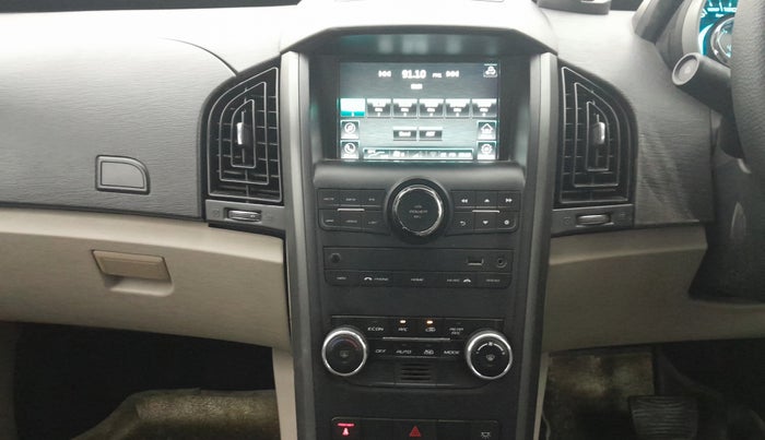 2016 Mahindra XUV500 W6 AT 1.99, Diesel, Automatic, 44,518 km, Air Conditioner