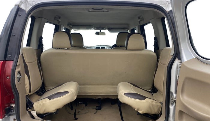 2017 Mahindra TUV300 T8, Diesel, Manual, 70,081 km, Third Seat Row ( optional )