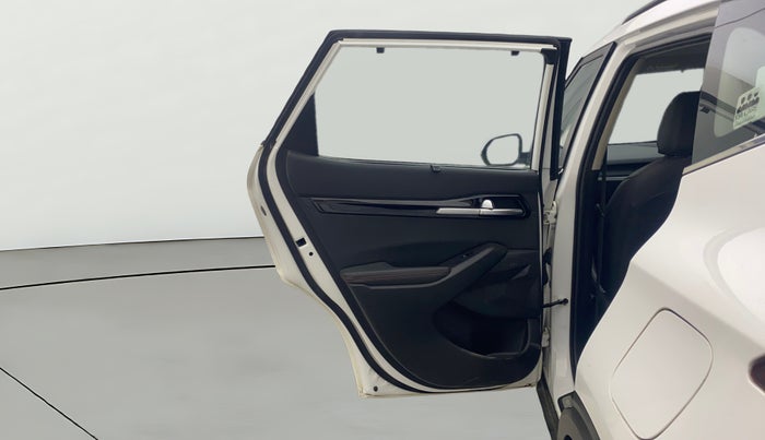 2020 KIA SELTOS GTK 1.4 PETROL, Petrol, Manual, 28,016 km, LHS Rear Door