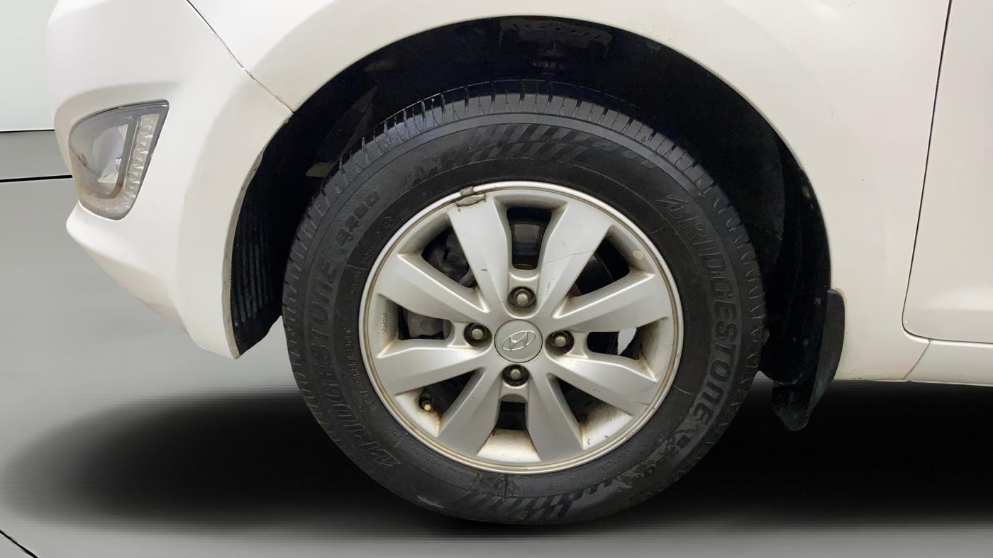 2014 Hyundai i20 SPORTZ 1.2, CNG, Manual, 63,655 km, Left Front Wheel