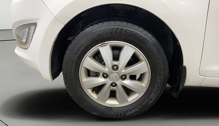 2014 Hyundai i20 SPORTZ 1.2, CNG, Manual, 63,655 km, Left Front Wheel