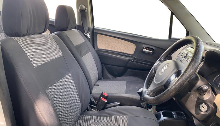 2017 Maruti Wagon R 1.0 VXI, Petrol, Manual, 36,178 km, Right Side Front Door Cabin