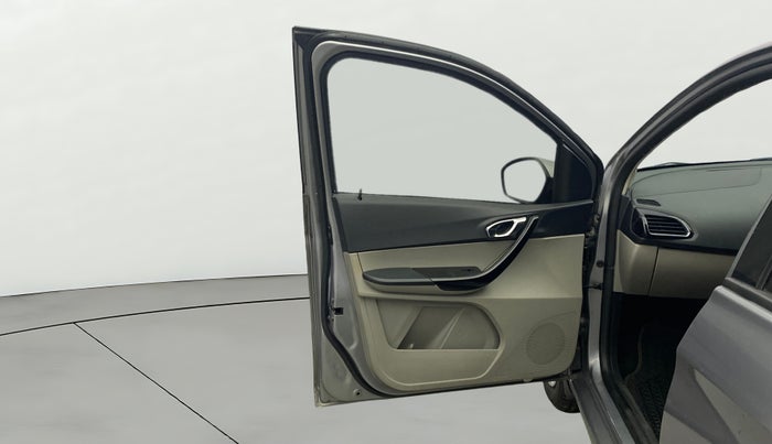 2018 Tata Tiago XZA PETROL, Petrol, Automatic, 80,365 km, LHS Front Door