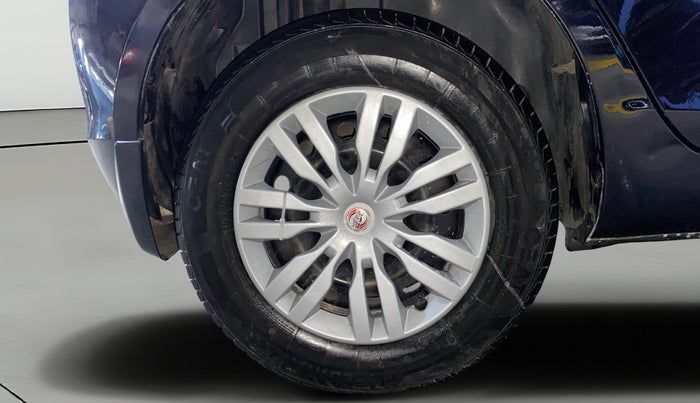 2017 Maruti Swift VXI, Petrol, Manual, 74,732 km, Right Rear Wheel