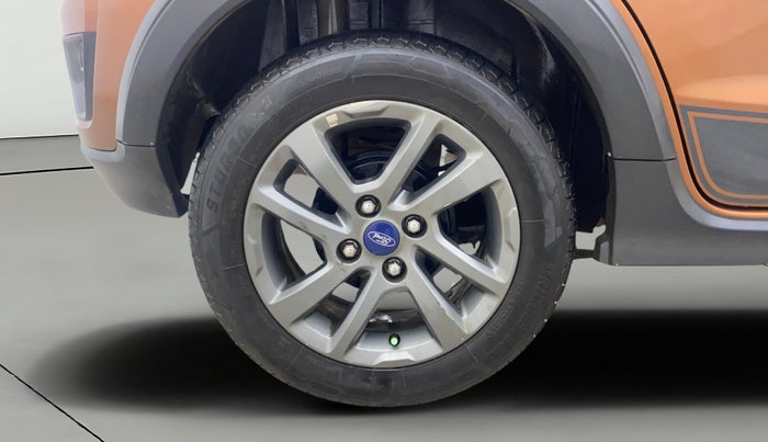 2018 Ford FREESTYLE TITANIUM PLUS 1.2 PETROL, Petrol, Manual, 48,449 km, Right Rear Wheel