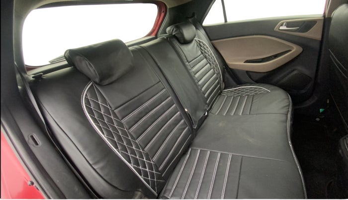 2018 Hyundai Elite i20 ASTA 1.2 (O), Petrol, Manual, 57,973 km, Right Side Rear Door Cabin