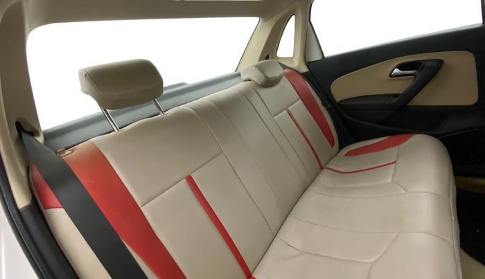 2017 Volkswagen Ameo COMFORTLINE 1.5 AT, Diesel, Automatic, 69,978 km, Right Side Rear Door Cabin