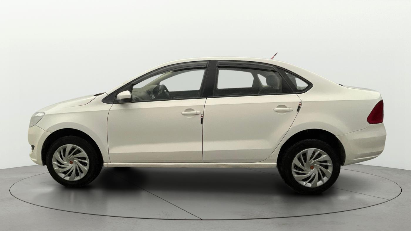 2015 Skoda Rapid 1.6 MPI ACTIVE, Petrol, Manual, 94,515 km, Left Side