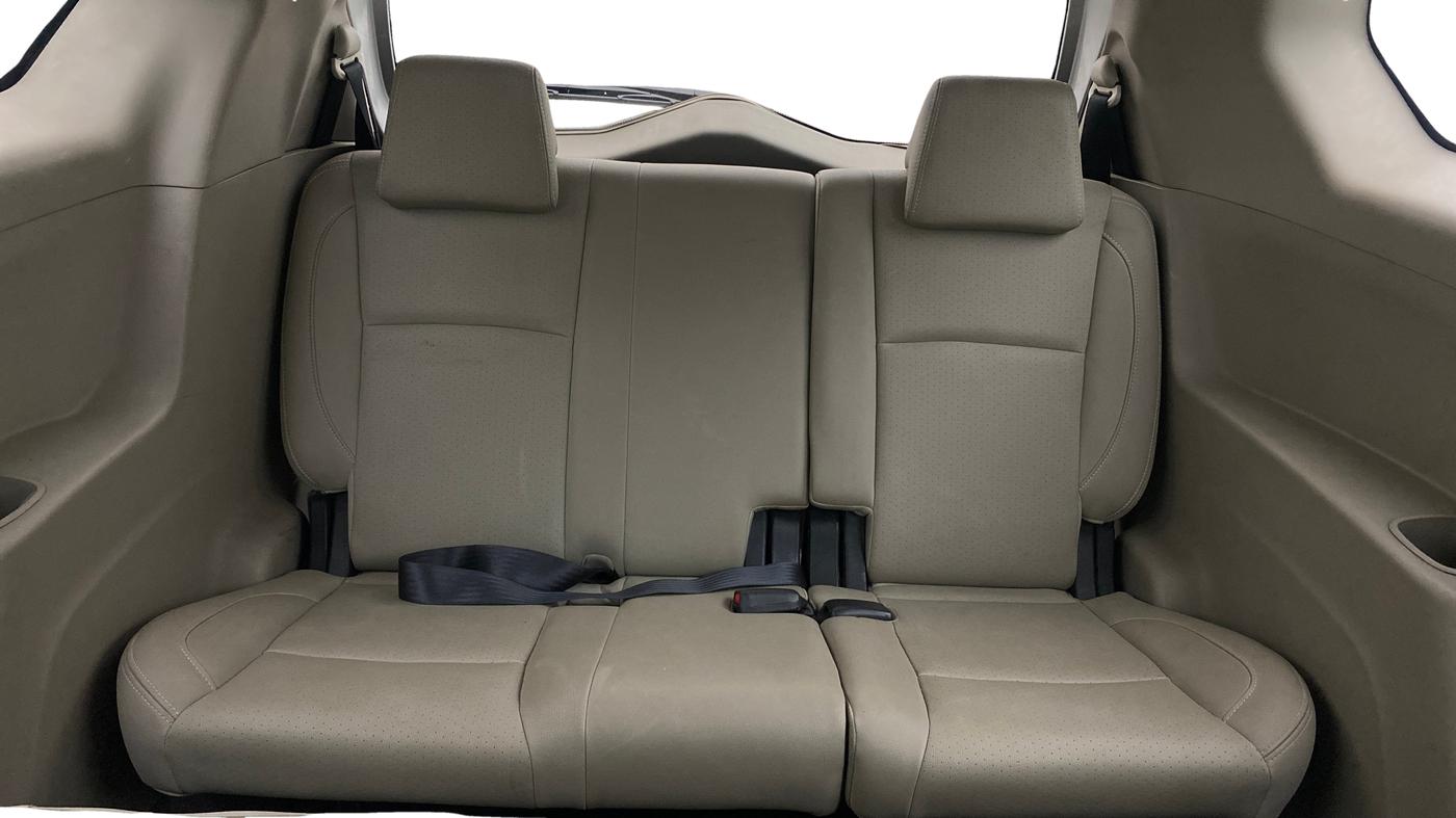 2018 Mahindra MARAZZO M8 7 STR, Diesel, Manual, 1,16,231 km, Third Seat Row ( optional )