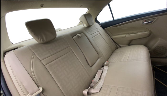 2019 Maruti Ciaz ZETA 1.5 SHVS MT PETROL, Petrol, Manual, 47,063 km, Right Side Rear Door Cabin