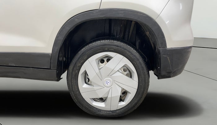 2021 Maruti Vitara Brezza LXI, Petrol, Manual, 52,923 km, Left Rear Wheel