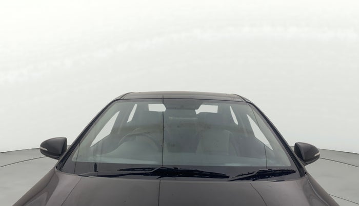 2017 Hyundai Verna 1.6 VTVT SX (O) AT, Petrol, Automatic, 34,773 km, Front Windshield