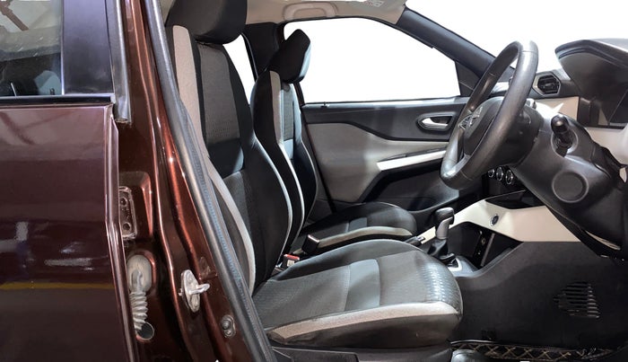 2021 Nissan MAGNITE XV TURBO CVT DUAL TONE, Petrol, Automatic, 1,02,983 km, Right Side Front Door Cabin