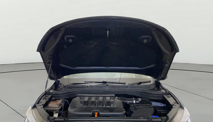 2021 Mahindra XUV700 AX7 Petrol MT 7 STR, Petrol, Manual, 88,529 km, Open Bonet