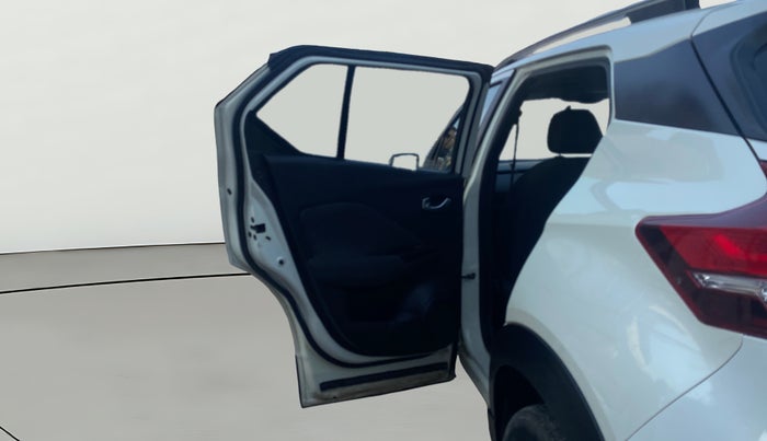 2019 Nissan Kicks XV 1.5, Petrol, Manual, 70,782 km, LHS Rear Door