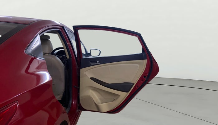 2016 Hyundai Verna 1.6 VTVT SX AT, Petrol, Automatic, 69,543 km, RHS Rear Door