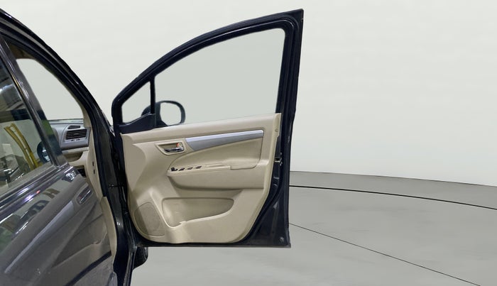 2015 Maruti Ertiga VDI SHVS, Diesel, Manual, 94,919 km, RHS Front Door