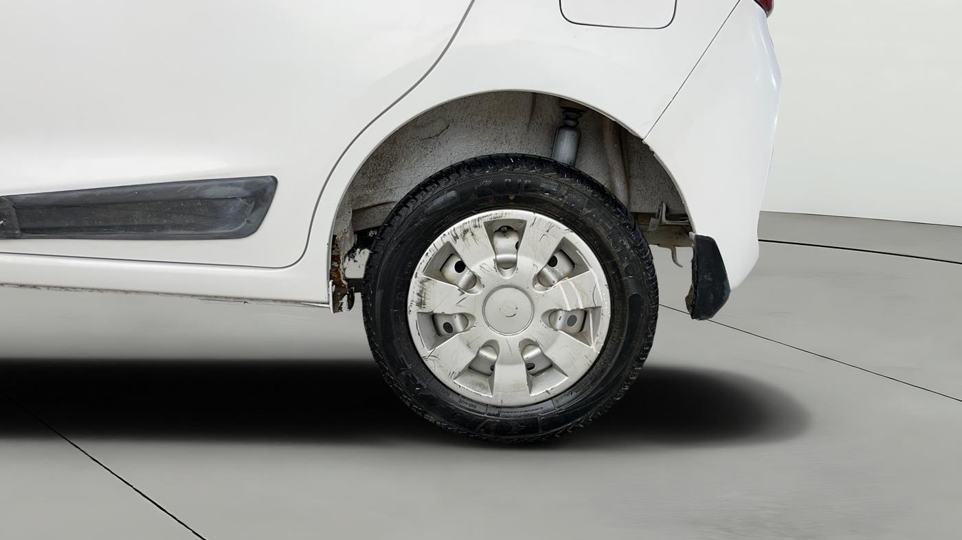 2023 Maruti Alto K10 LXI, Petrol, Manual, 13,254 km, Left Rear Wheel