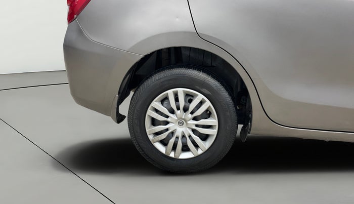 2017 Maruti Dzire VXI, Petrol, Manual, 67,116 km, Right Rear Wheel
