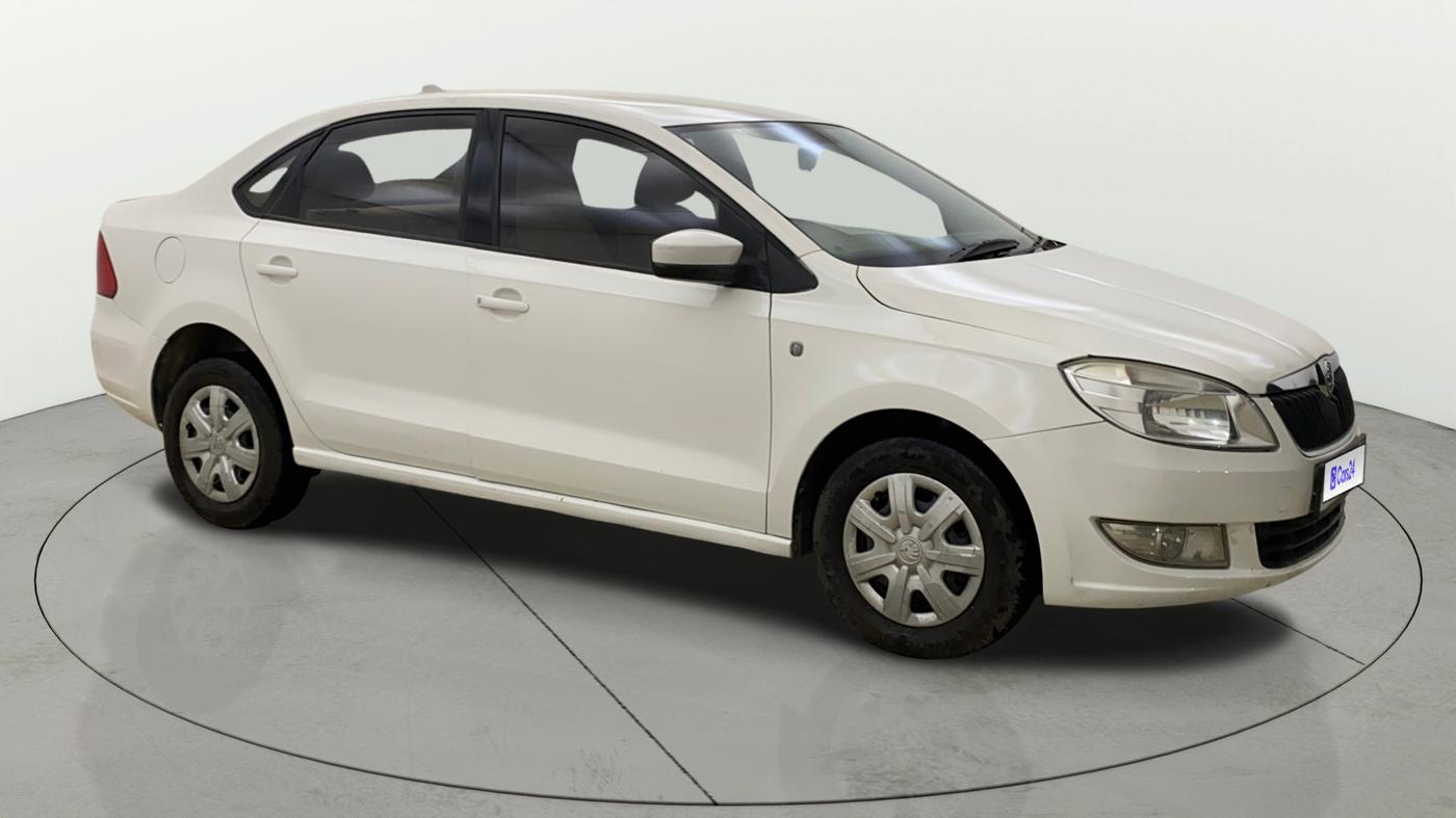 2014 Skoda Rapid AMBITION 1.6 MPI MT PLUS, Petrol, Manual, 76,277 km, Right Front Diagonal