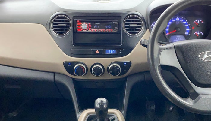 2015 Hyundai Xcent BASE 1.1, Diesel, Manual, 1,17,985 km, Air Conditioner