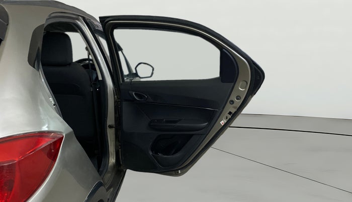 2018 Tata TIAGO NRG PETROL, Petrol, Manual, 52,247 km, RHS Rear Door