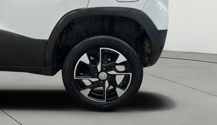 2023 Tata PUNCH CREATIVE  MT, Petrol, Manual, 15,089 km, Left Rear Wheel