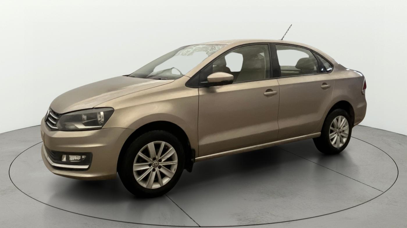 2015 Volkswagen Vento HIGHLINE 1.6 MPI, Petrol, Manual, 67,135 km, Left Front Diagonal