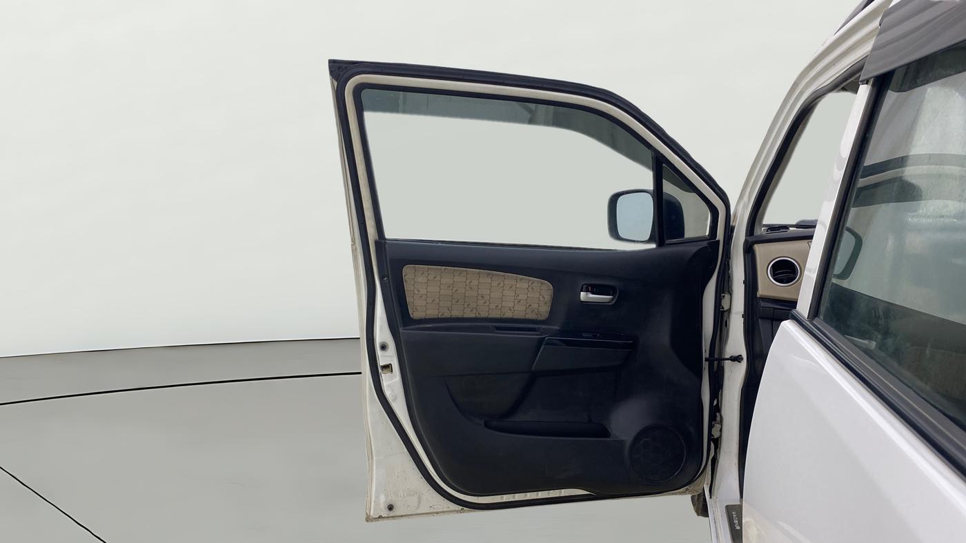 2018 Maruti Wagon R 1.0 VXI, CNG, Manual, 59,752 km, LHS Front Door
