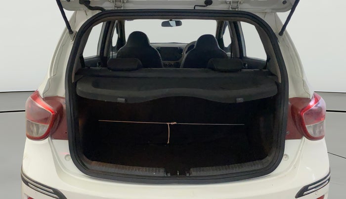 2015 Hyundai Grand i10 MAGNA 1.2 KAPPA VTVT, Petrol, Manual, 81,963 km, Boot Open Zoomed View