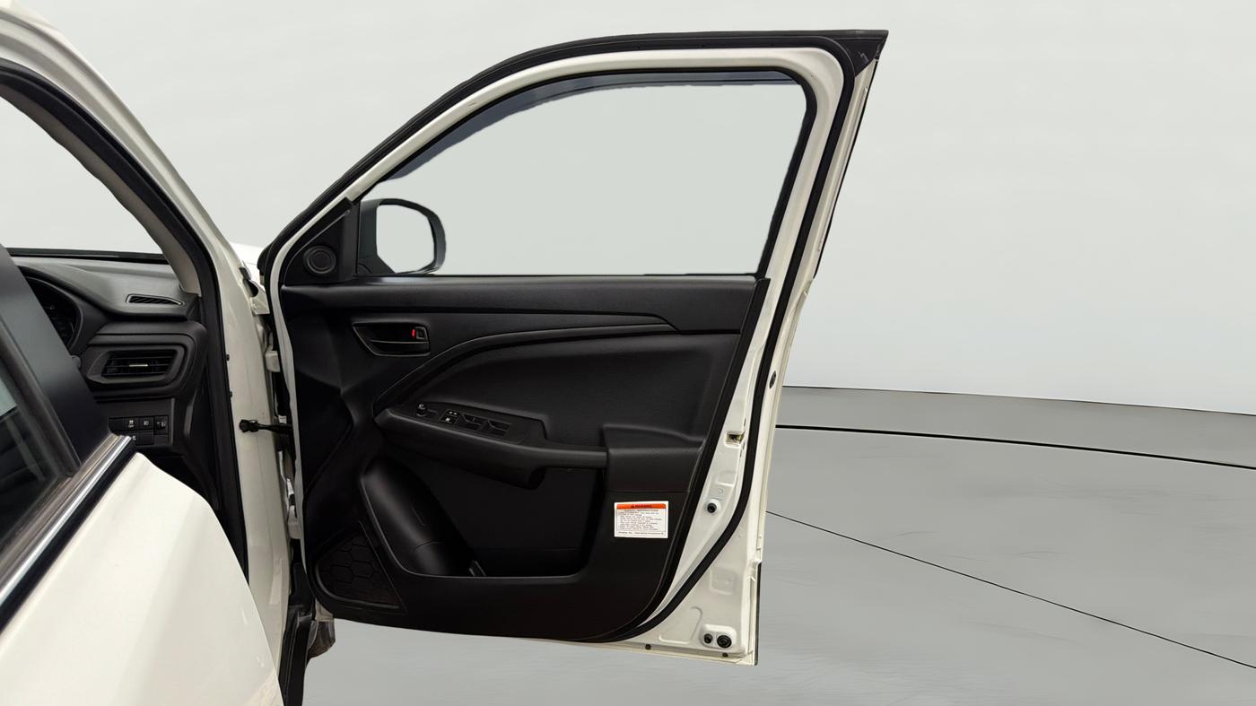 2025 Maruti BREZZA LXI S- CNG, CNG, Manual, 29,363 km, RHS Front Door
