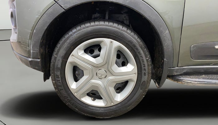 2023 Tata NEXON XMA PETROL, CNG, Automatic, 17,349 km, Left Front Wheel