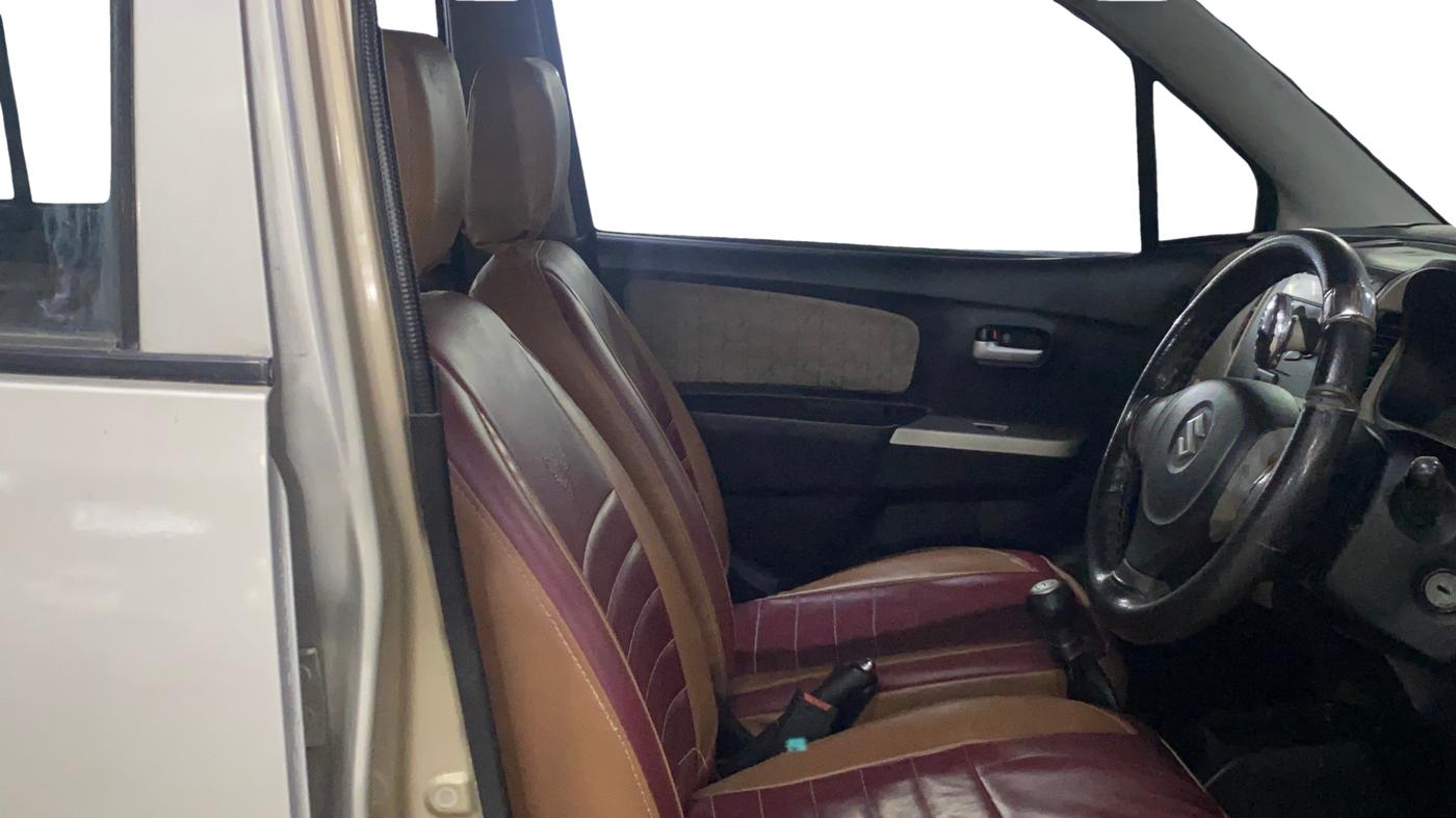 2015 Maruti Wagon R 1.0 VXI, Petrol, Manual, 75,119 km, Right Side Front Door Cabin