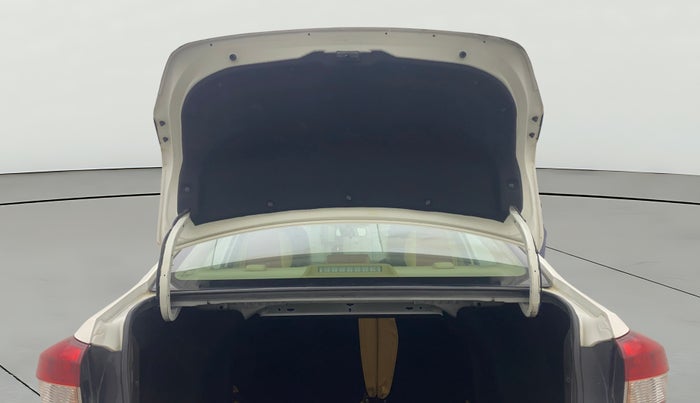 2018 Toyota YARIS J CVT, Petrol, Automatic, 77,860 km, Boot Door Open