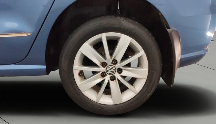 2016 Volkswagen Ameo HIGHLINE1.2L, Petrol, Manual, 59,833 km, Left Rear Wheel