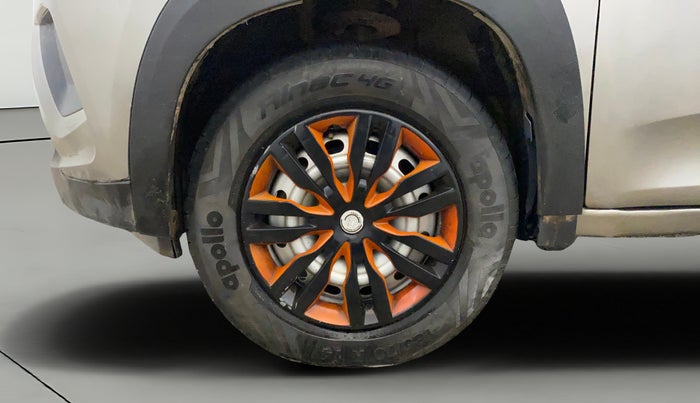 2018 Mahindra Kuv100 K2 TRIP D, Diesel, Manual, 68,537 km, Left Front Wheel