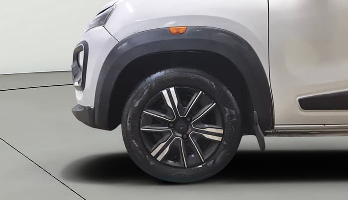 2022 Renault Kwid CLIMBER MT 1.0, Petrol, Manual, 15,446 km, Left Front Wheel