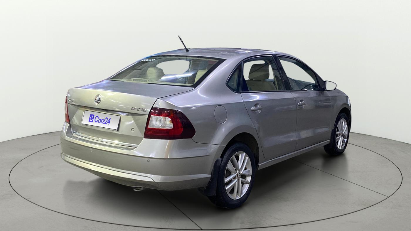 2018 Skoda Rapid STYLE 1.5 TDI AT, Diesel, Automatic, 1,13,827 km, Right Back Diagonal