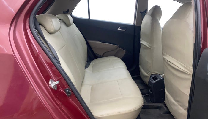 2015 Hyundai Grand i10 ASTA 1.2 KAPPA VTVT, Petrol, Manual, 1,18,778 km, Right Side Rear Door Cabin