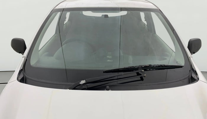 2016 Datsun Go T, Petrol, Manual, 98,922 km, Front Windshield